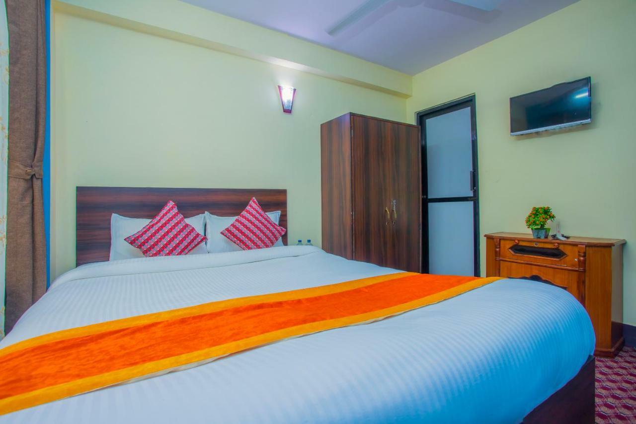 Oyo 492 Hotel Yeti Home Kathmandu Exteriör bild